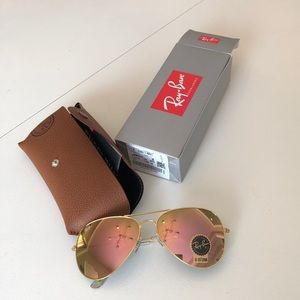 Ray-Ban 3026 Gold Mirrored Aviator
